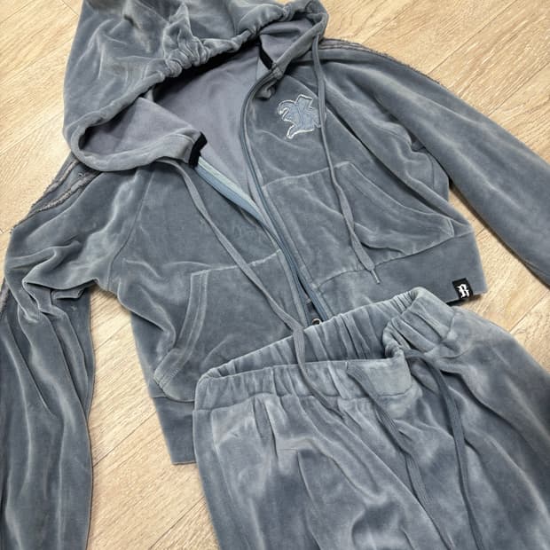 러닝하이 벨벳 츄리닝 셋업