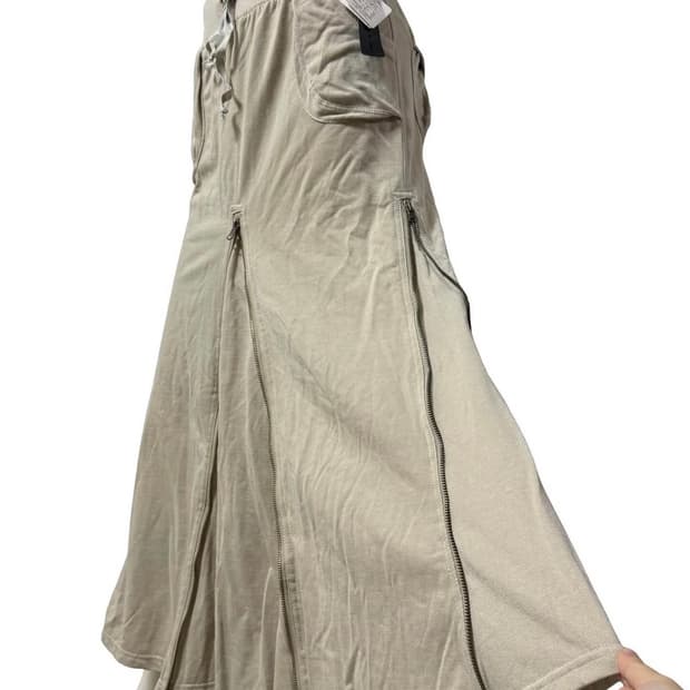 고아 G.O.A 고아깔 베이지 스커트