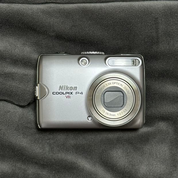 [A급] 니콘 쿨픽스 P4 / 환연지연픽 / NIKON COOLPIX