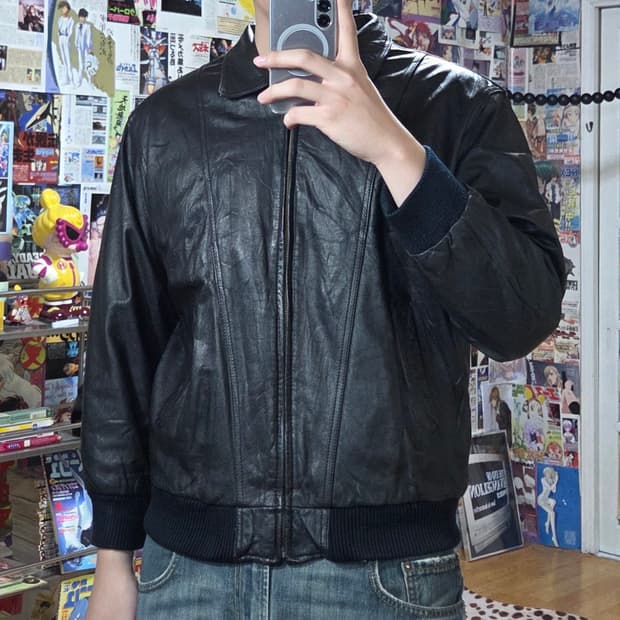 JPN 체크 안감 소가죽 블랙 봄버 자켓