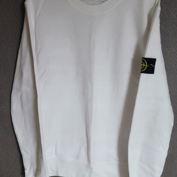 스톤아일랜드 맨투맨