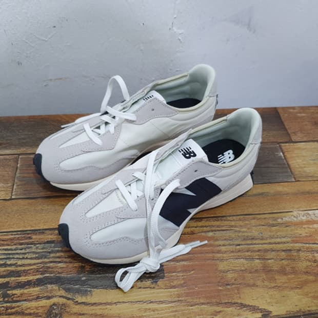 NEW BALANCE 뉴발란스 327 GS 버치 블랙 (220MM)
