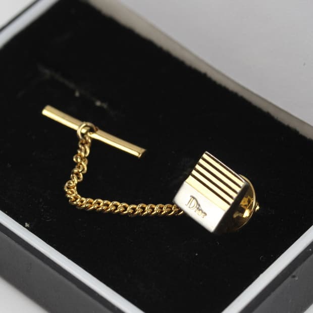 디올 A등급 남자 명품 뱃지 핀 포인트 빈티지