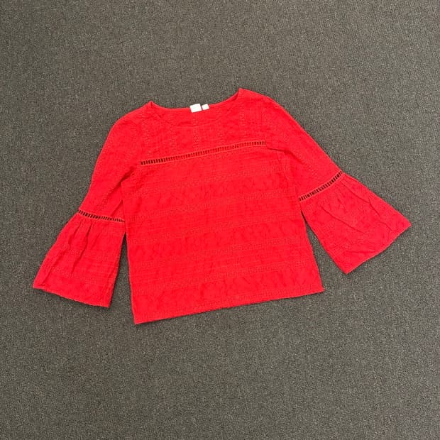 XXS)Gap 빈티지 여성 펀칭 디테일 꽃 자수 블라우스