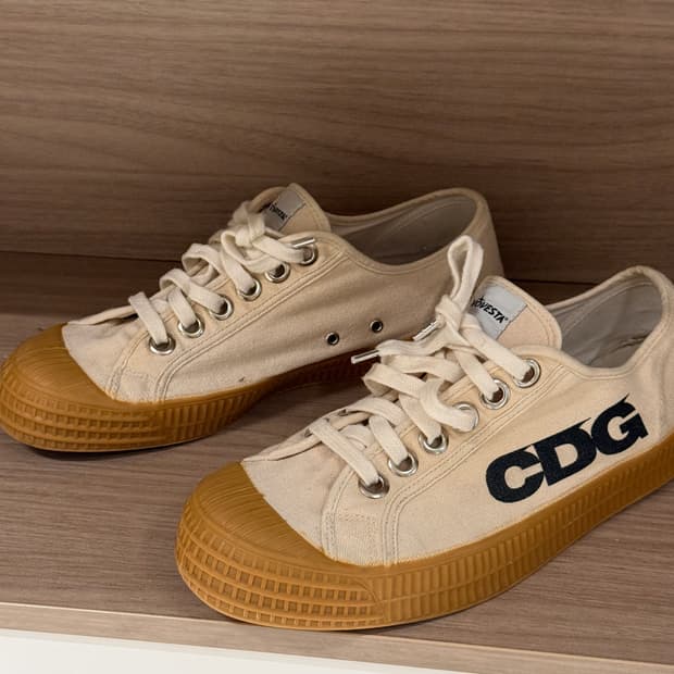CDG 꼼데가르송 노베스타 스니커즈