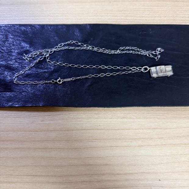 올드 티파니앤코 실버 택시 펜던트 및 체인 빈티지