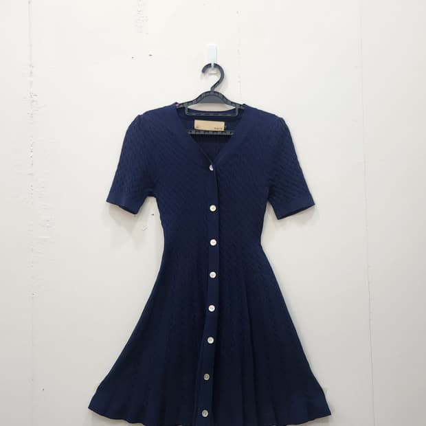 [F] 나인 NAIN 플레어 니트 반팔 원피스 네이비