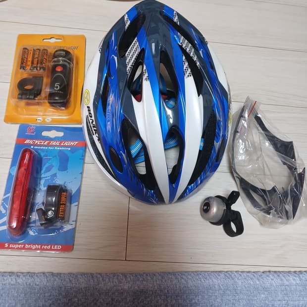 로니카 자전거헬멧((L사이즈) 