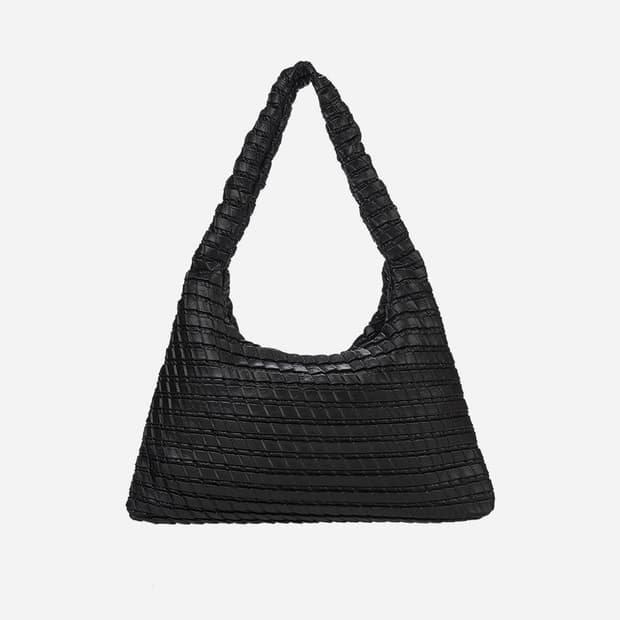 Kwani textured 호보백 숄더백