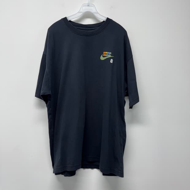 나이키 루즈핏 그래픽 반팔티 XL