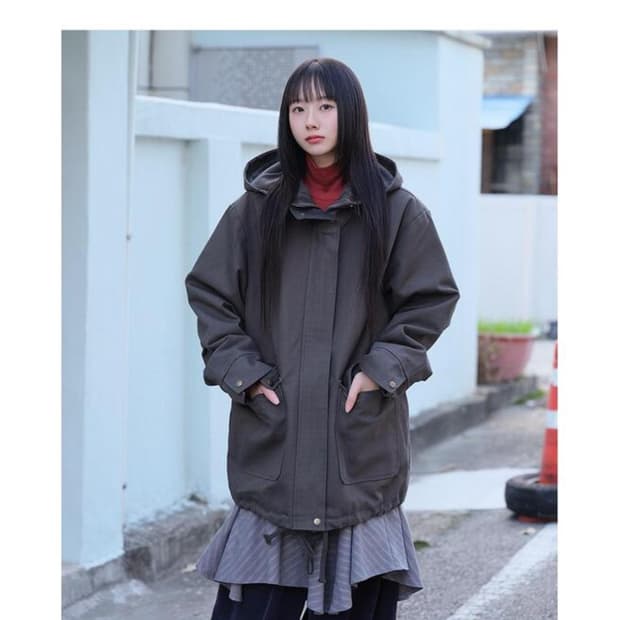 틸데서울 워크 오버 누빔 후드 자켓 카키