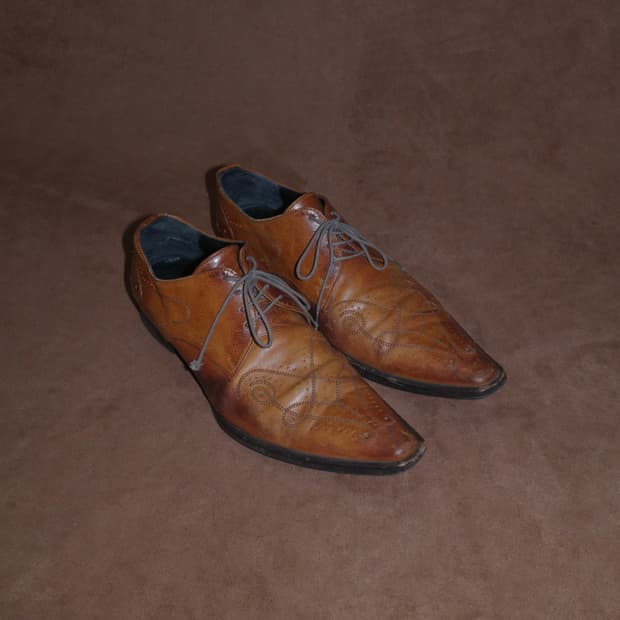 훕데두 롱노즈 웨스턴 스티치 슈즈