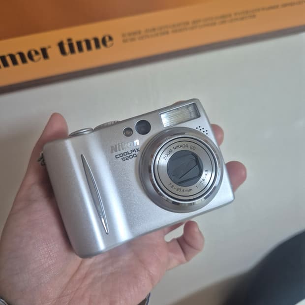 ​Nikon CoolPix 5200 니콘 쿨픽스 5200