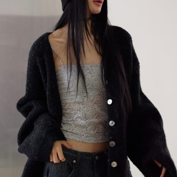 더미스테리어스호텔 알파카 울 가디건 블랙