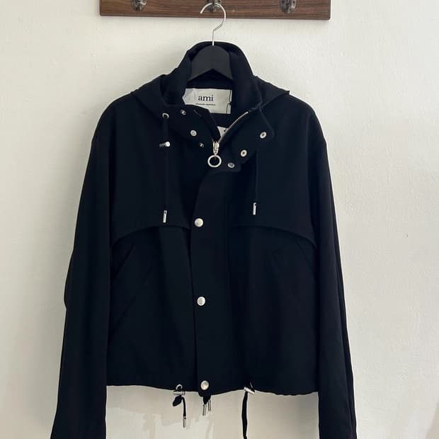아미 자켓