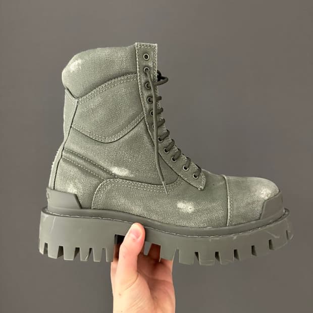 [구매] 발렌시아가 컴뱃스트라이크 카키 41