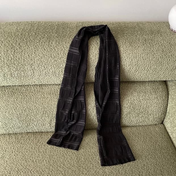 wrinkle scarf