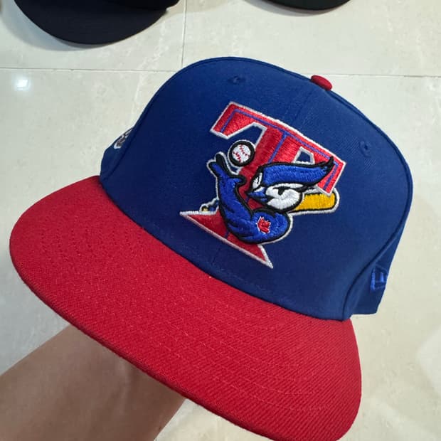 뉴에라 토론토 블루제이스 30TH 미시착 5/8 처분 