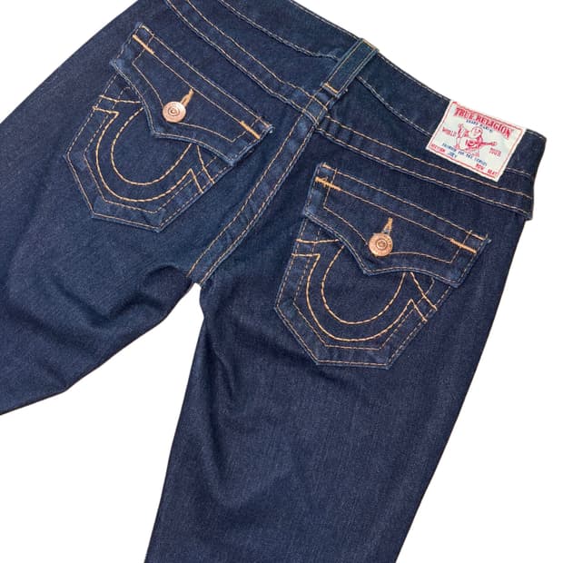 트루릴리전 조이 로우라이즈 부츠컷 데님 팬츠