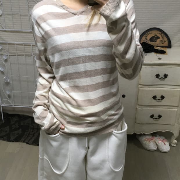 jpn vintage 스트라이프 브이넥 니트