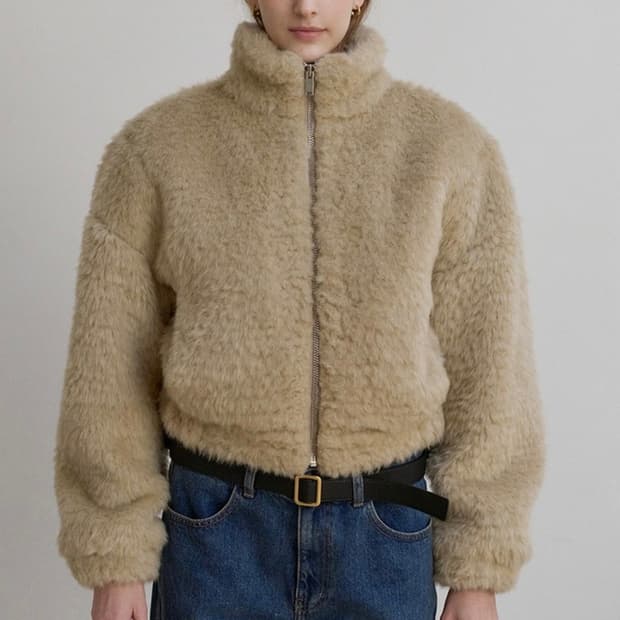 블로썸에이치컴퍼니 퍼 자켓 팝니다