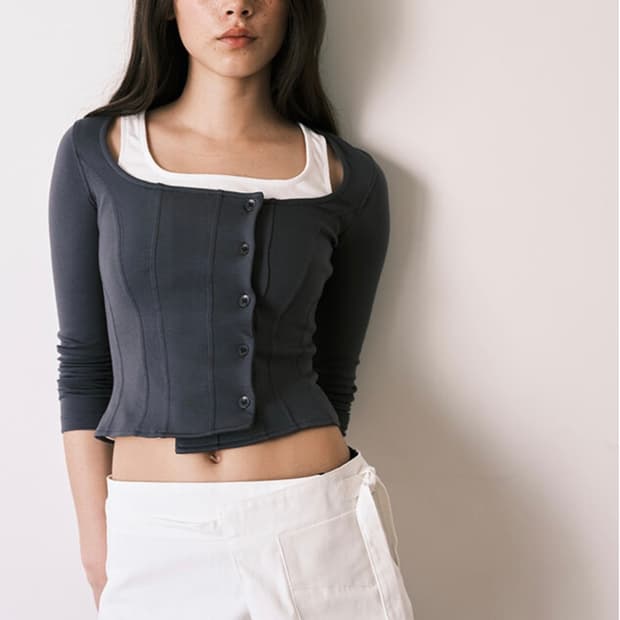 moringa unbalance botton u neck top grey