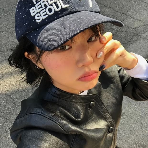 (새상품) 더뮤지엄비지터 볼캡