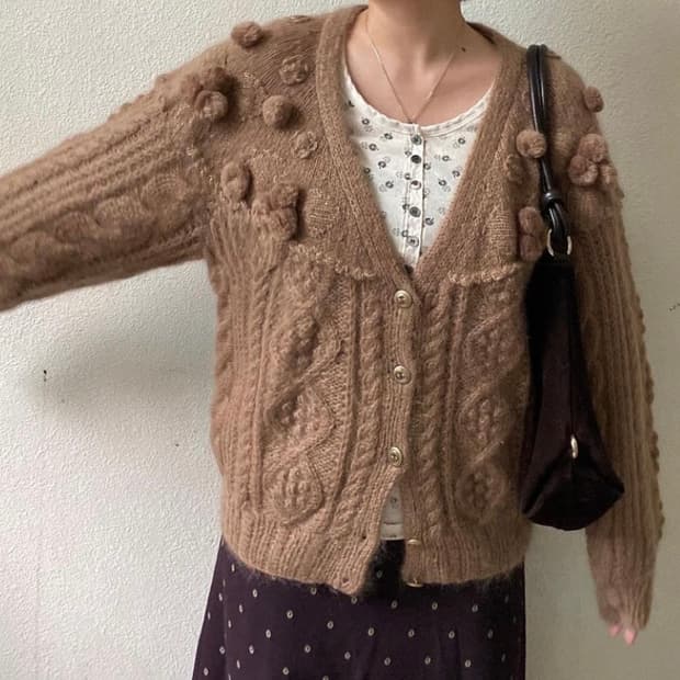 빈티지 모리걸 폼폼 꽈배기 가디건