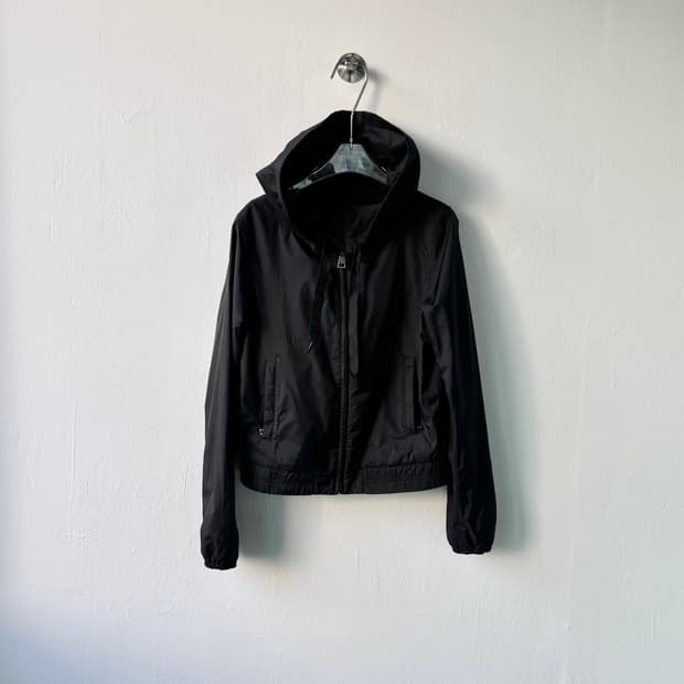 프라다 하이넥 블루종 