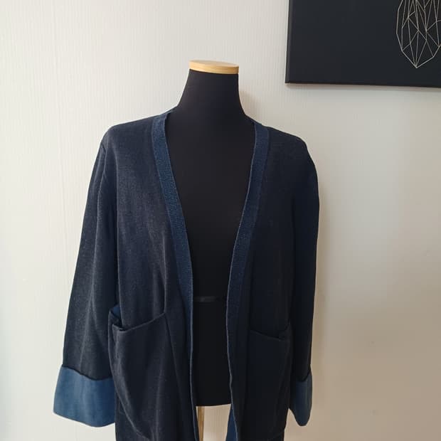 COS 가디건 