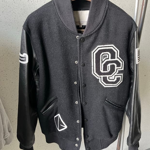 오프닝 세레모니 기죽 바시티 자켓