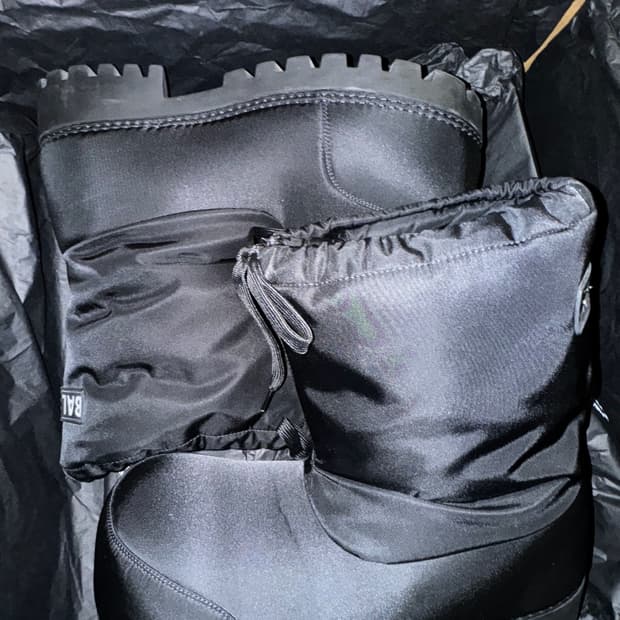 Balenciaga Skiwear Alaska Low Boots