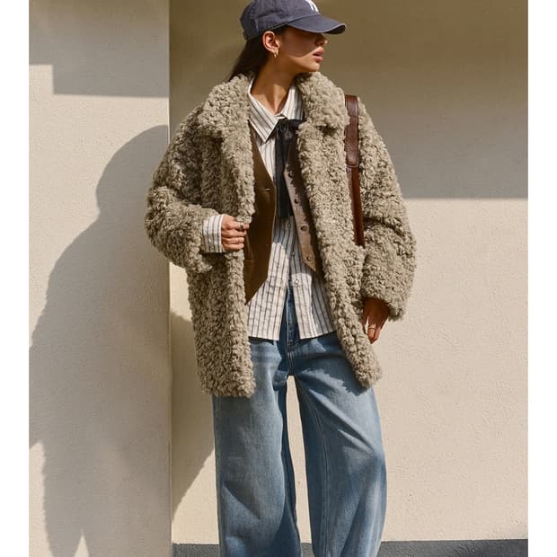 Curly Collar Fur Jacket Beige