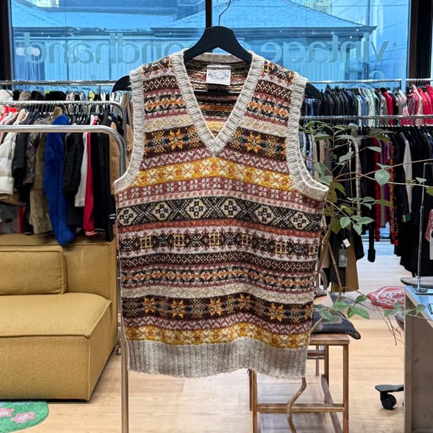 제이미슨스 셔틀랜드 페어아일  니트 베스트