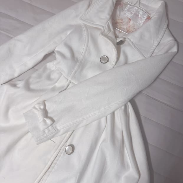 결제전연락) 리즈리사 화이트 리본 코트 일브 히메갸루 양산형 양도 판매