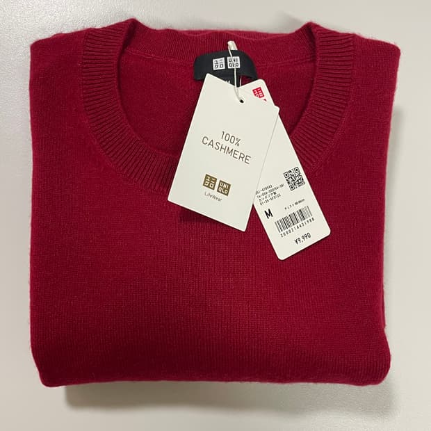 유니클로 캐시미어 니트 레드
