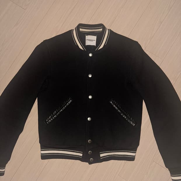 Takahiromiyashita The Soloist 바시티 자켓.