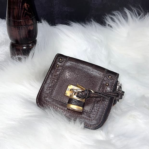 Chloe 끌로에 패딩턴 아이코닉 자물쇠 레더 아카이브 반지갑 월렛