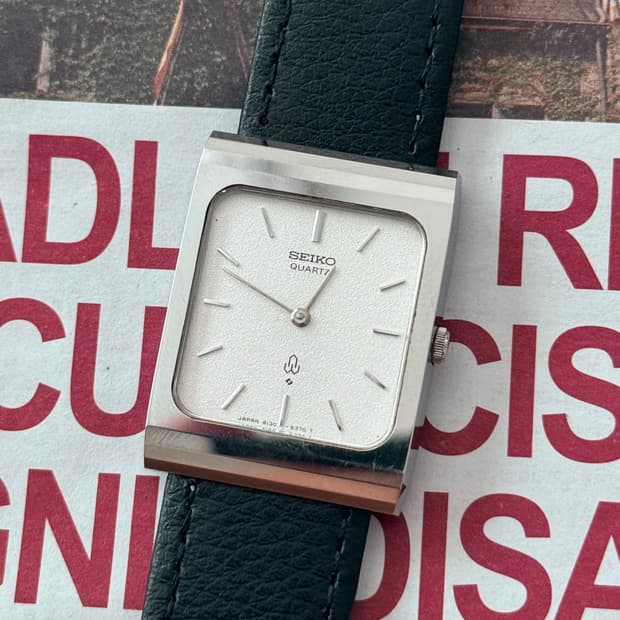 Seiko 세이코 쿼츠 스퀘어 샌드 블래스트 1976