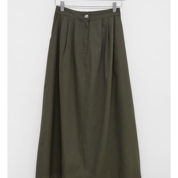 BAON 바온 러비 핀턱 코튼 밴딩 롱스커트 카키색