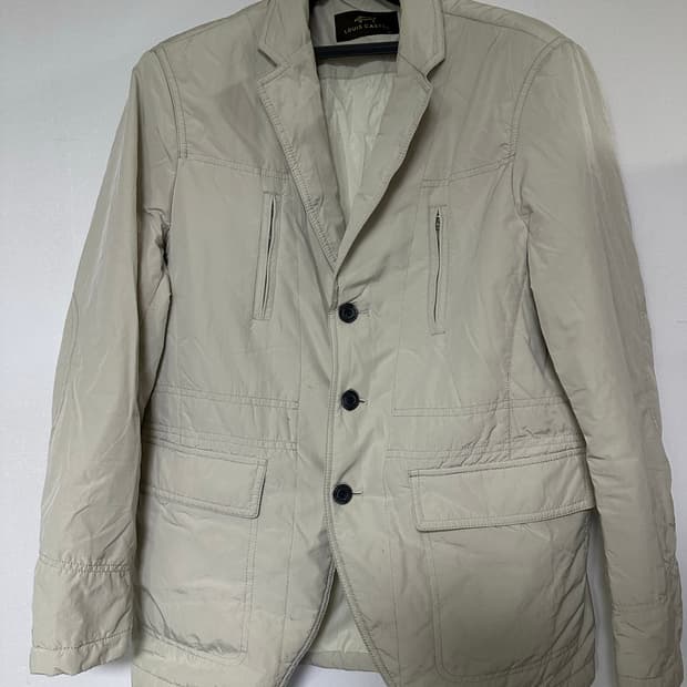 루이까스텔 베이지 봄버 자켓