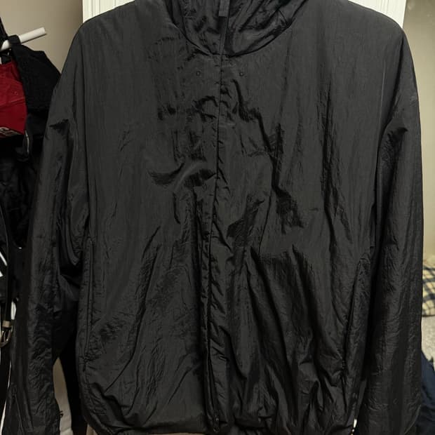 폴리테루 라후자1.0 블랙 4size 라이트푸퍼자켓