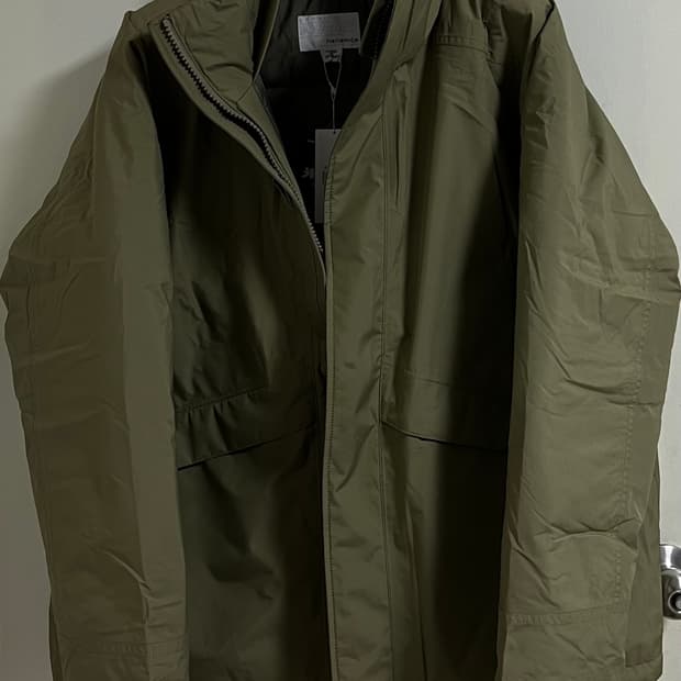 나나미카 / 25aw 카키 베이지 고어텍스 숏 패딩자켓 / XL