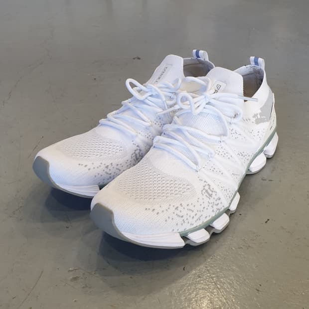 [265]밸롭 티바트 니트 런닝화