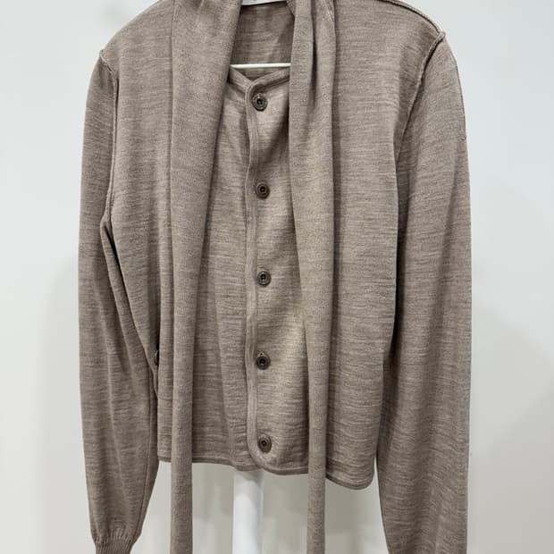 르메르 트위스트 스카프 가디건