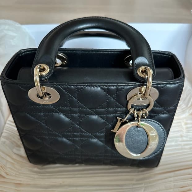 (정품)디올 레이디백 블랙