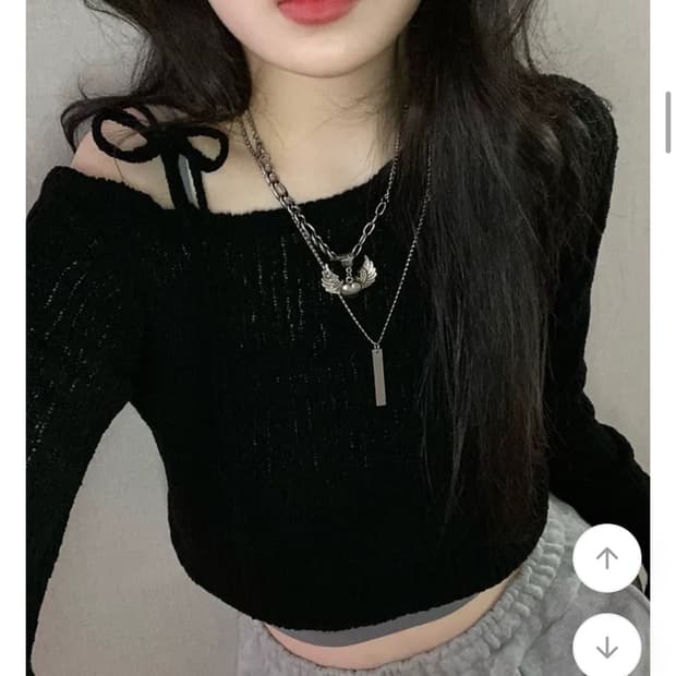 블랙 오프숄더 니트 긴팔티