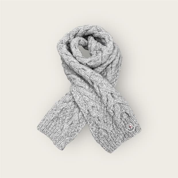 몽클레어 와펜 니팅 스웨터 머플러