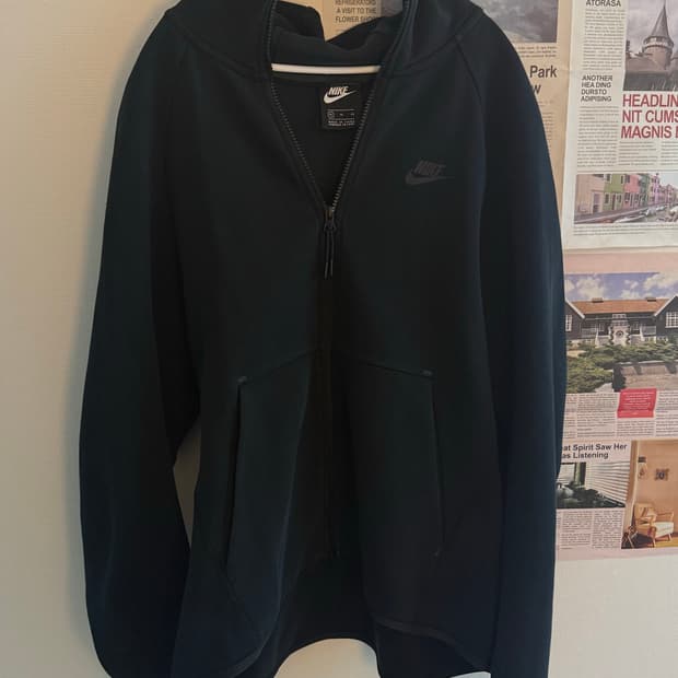 나이키 테크팩 후드 집업 
