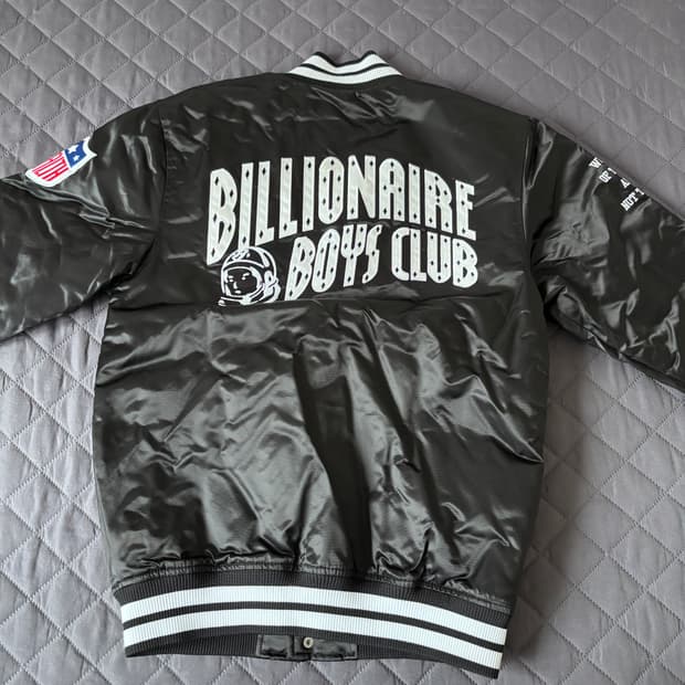 빌리네어 보이즈 클럽 x 마제스틱 자켓